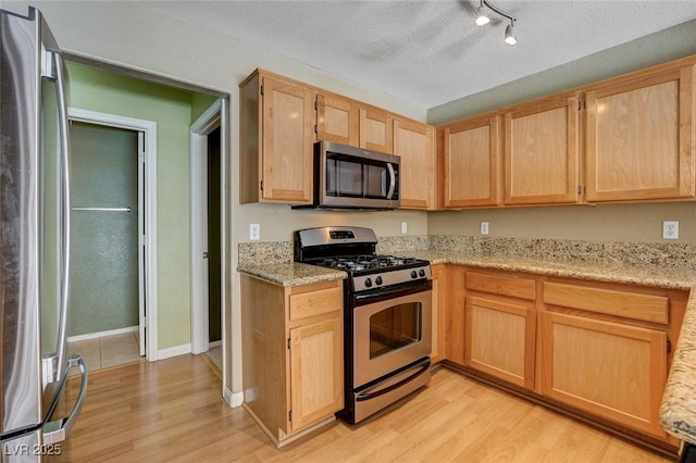 6540 Angel Mountain Ave, Las Vegas, NV 89130 - photo 14