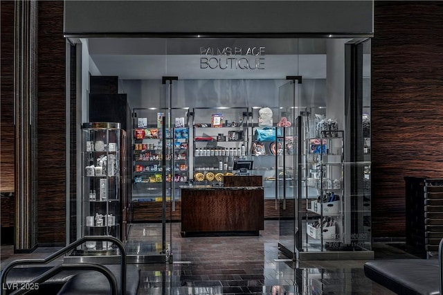 4381 W Flamingo Rd Unit 3818, Las Vegas, NV 89103 - interior space featuring a community bar