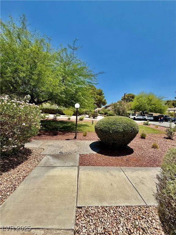 4662 Kelly Barry Way, Las Vegas, NV 89121 - view of yard