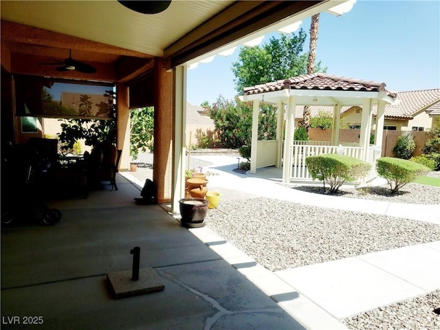 10015 Wonderful Day Dr, Las Vegas, NV 89148 - photo 6