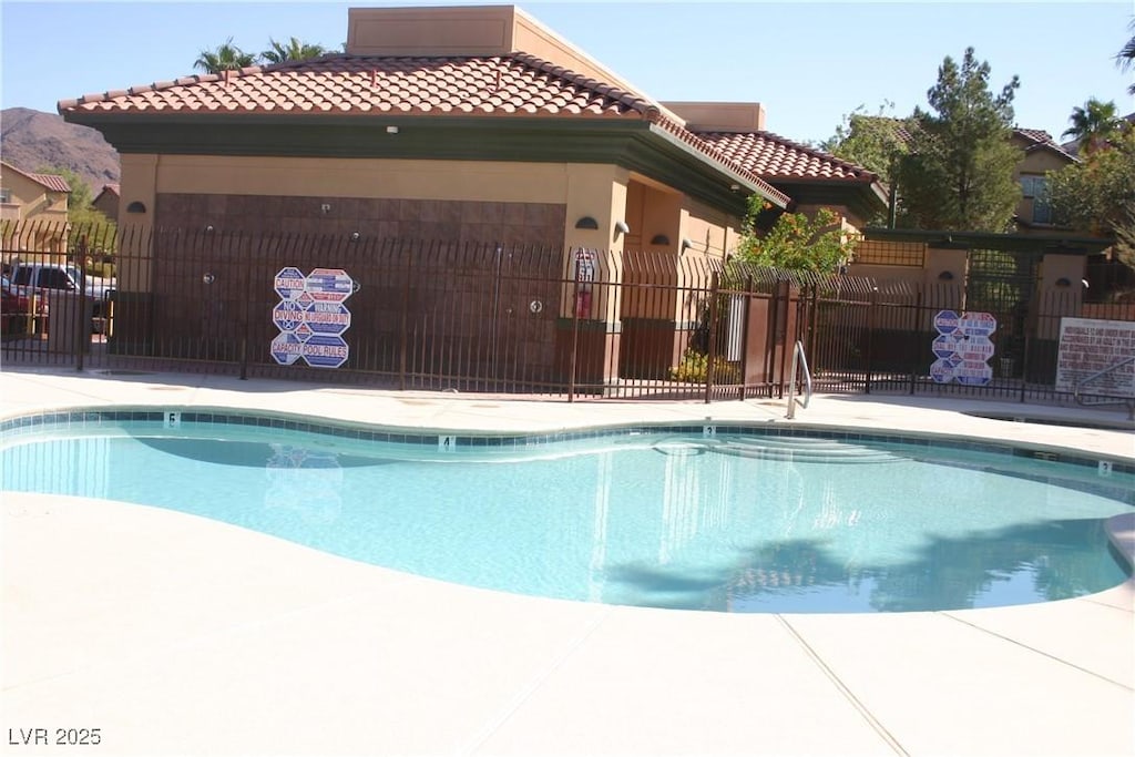 pool with fence