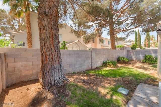 7617 Sea Cliff Way, Las Vegas, NV 89128 - view of fenced backyard