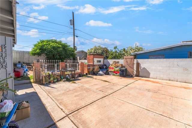 1708 Weeping Willow Ln, Las Vegas, NV 89104 - view of patio