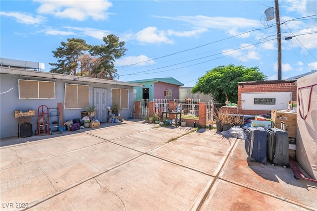 1708 Weeping Willow Ln, Las Vegas, NV 89104 - view of patio / terrace with fence