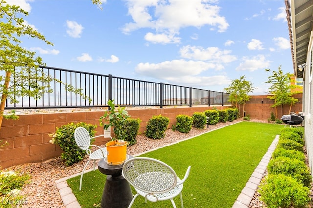 view of fenced backyard