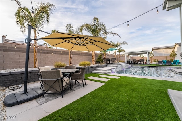 5865 Alice Landing Ct, Las Vegas, NV 89149 - view of yard featuring outdoor dining space and a patio area