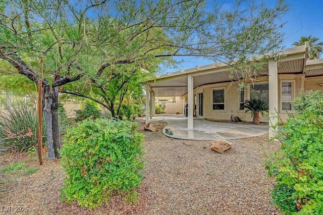view of yard with a patio area