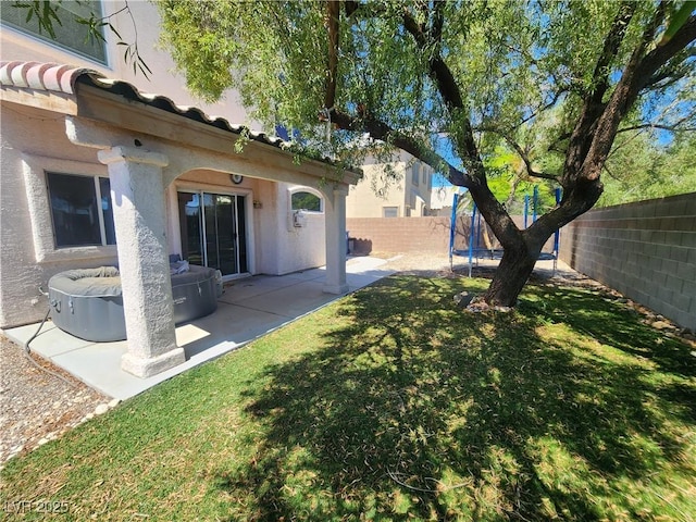 10400 Beachwalk Pl, Las Vegas, NV 89144 - view of yard with a patio area