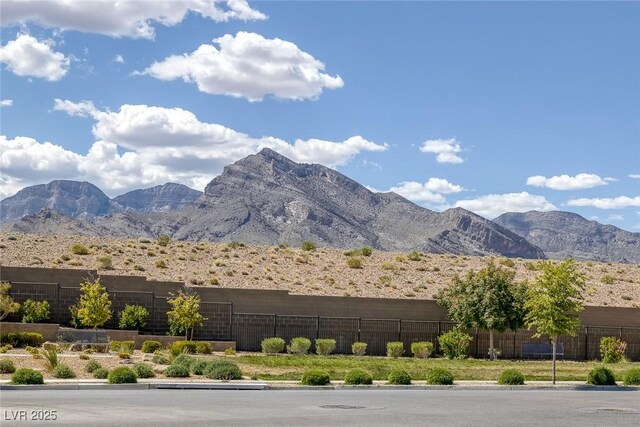 12429 Alpenglow Ct, Las Vegas, NV 89138 - view of mountain background