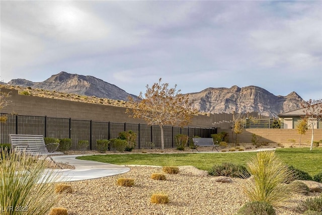 12429 Alpenglow Ct, Las Vegas, NV 89138 - view of mountain background