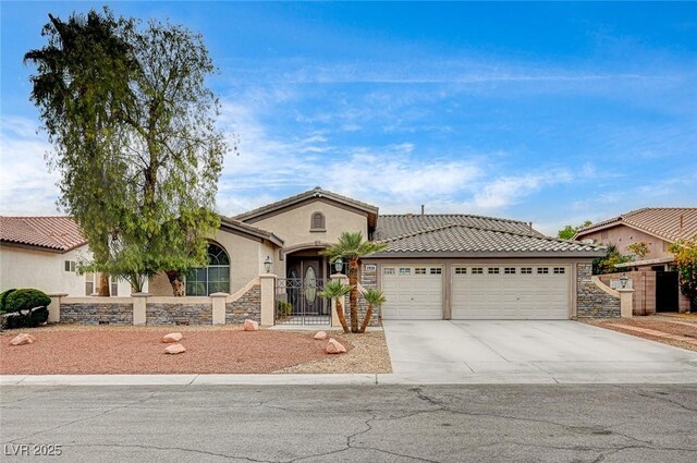 2939 Crown Bluffs Ct, Las Vegas, NV 89117 - photo 66