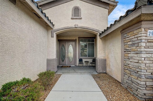 2939 Crown Bluffs Ct, Las Vegas, NV 89117 - photo 2