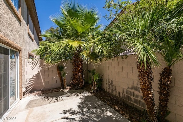 7732 Almeria Ave, Las Vegas, NV 89128 - view of patio / terrace with a fenced backyard