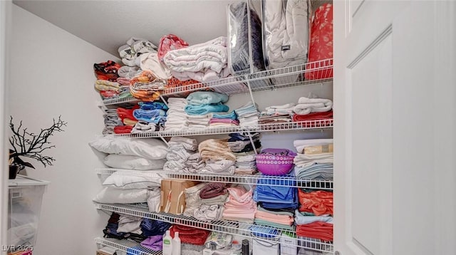 9656 Paraiso Springs St, Las Vegas, NV 89139 - view of closet