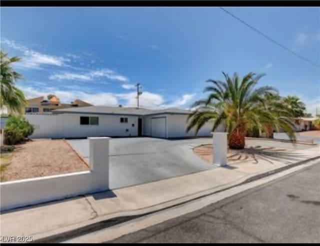 2043 Sombrero Dr, Las Vegas, NV 89169 - view of front facade