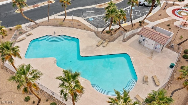 2213 Chandler Ranch Pl, Laughlin, NV 89029 - community pool with a patio