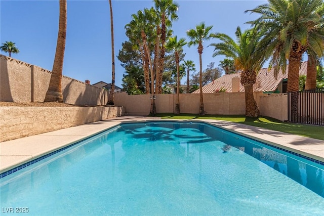 326 Fuente Dr, Henderson, NV 89014 - view of swimming pool featuring a fenced backyard