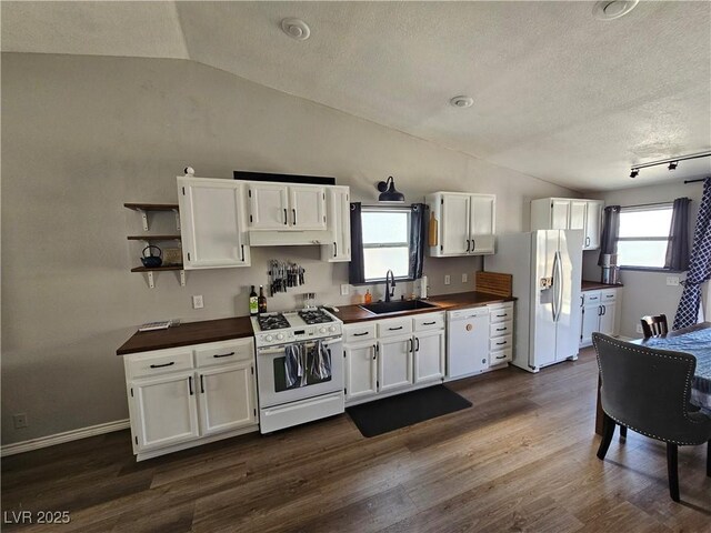 8072 Cimarron Ridge Dr Unit 201, Las Vegas, NV 89128 - photo 12