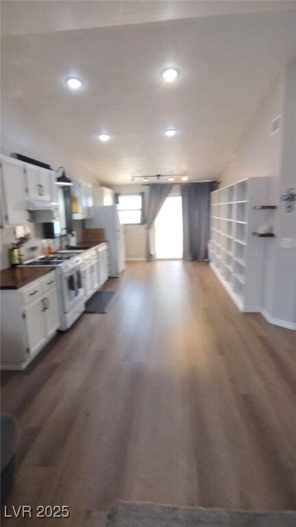 8072 Cimarron Ridge Dr Unit 201, Las Vegas, NV 89128 - photo 46