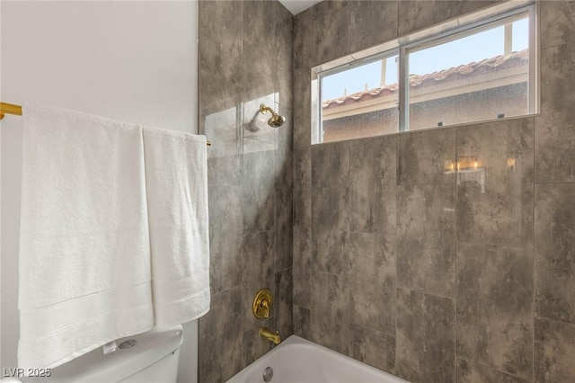 9615 Sedona Hills Ct, Las Vegas, NV 89147 - bathroom with toilet and shower / bath combination