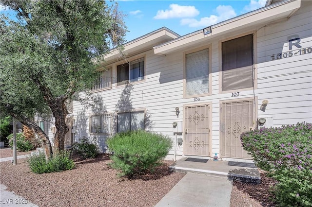 4770 Topaz St Unit 108, Las Vegas, NV 89121 - view of doorway to property