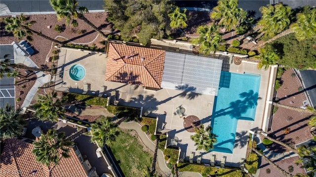 drone / aerial view of a pool area