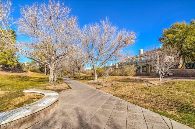 4419 Via Bianca Ave, Las Vegas, NV 89141 - surrounding community with a lawn
