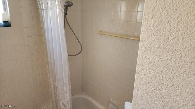 4285 El Como Way, Las Vegas, NV 89121 - bathroom featuring shower / bath combo with shower curtain