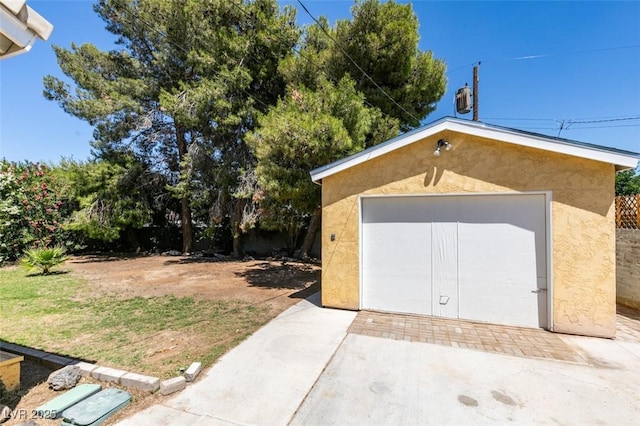 1127 Melville Dr, Las Vegas, NV 89102 - detached garage with driveway