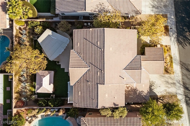 7438 Desertscape Ave, Las Vegas, NV 89178 - view from above of property with a pool area