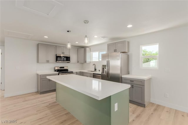663 D Ave, Boulder City, NV 89005 - kitchen featuring stainless steel appliances, gray cabinetry, a sink, and recessed lighting