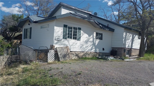 336 Hoffman St, Pioche, NV 89043 - view of side of property