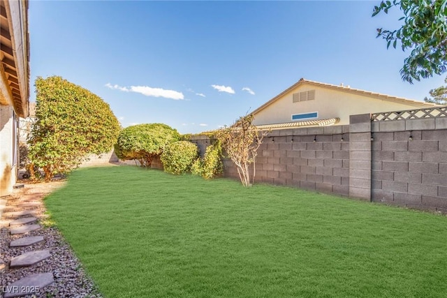 286 Fairmeadow St, Henderson, NV 89012 - view of yard