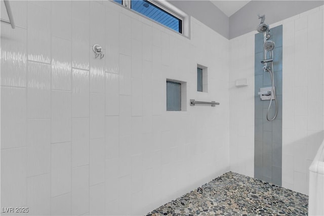 4644 Canna Dr, Las Vegas, NV 89122 - bathroom with tiled shower