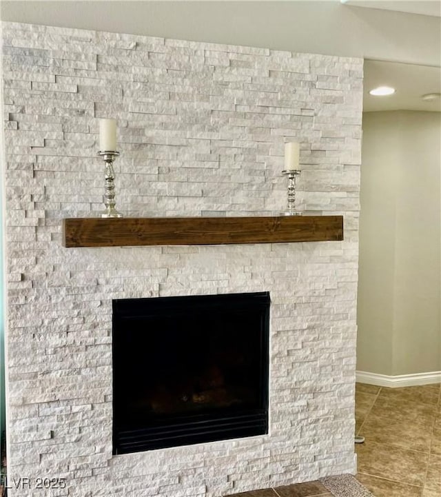 detailed view of baseboards