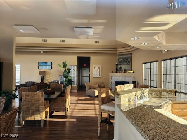 community lobby featuring a sink