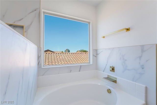 529 Fork Mesa Ct, Henderson, NV 89015 - bathroom with a bath