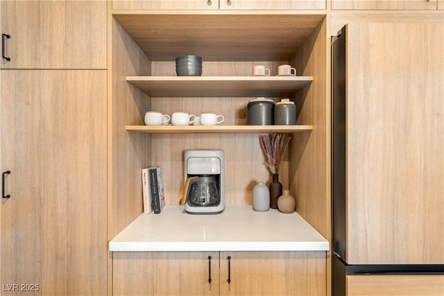 detailed view of fridge