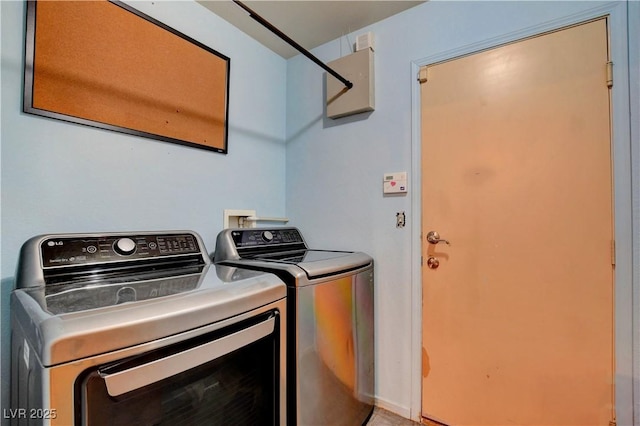 5220 Shasta Daisy St, North Las Vegas, NV 89031 - laundry room featuring separate washer and dryer