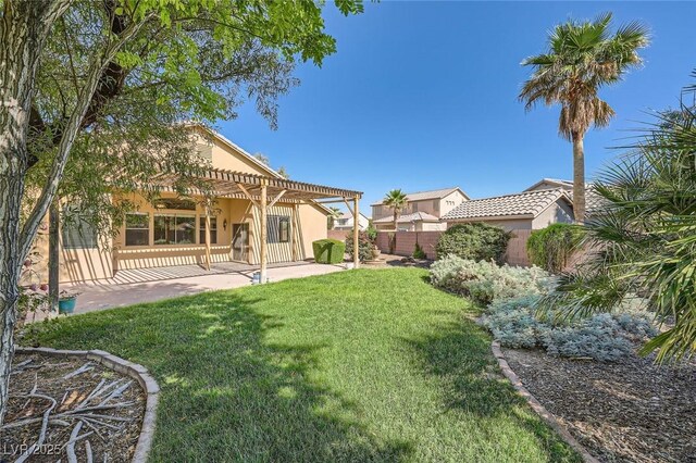 view of yard featuring a pergola and a patio area