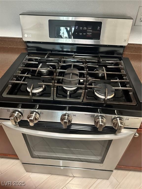 9148 Alluring Ave, Las Vegas, NV 89149 - kitchen view of stainless steel gas stove
