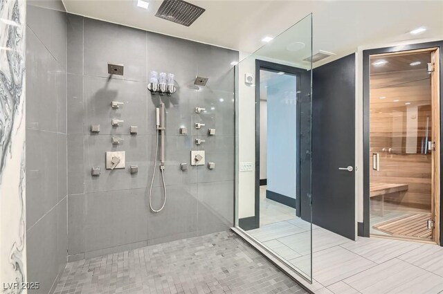 2777 Paradise Rd Unit 2701Ph, Las Vegas, NV 89109 - full bath featuring tiled shower