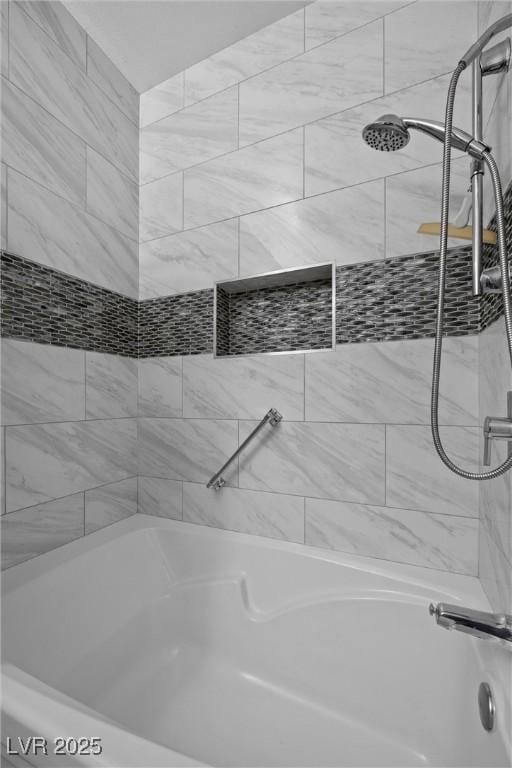4821 Black Bear Rd Unit 101, Las Vegas, NV 89149 - full bath with shower / tub combination