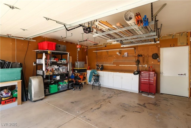 2822 La Palma Dr, Laughlin, NV 89029 - garage with a garage door opener