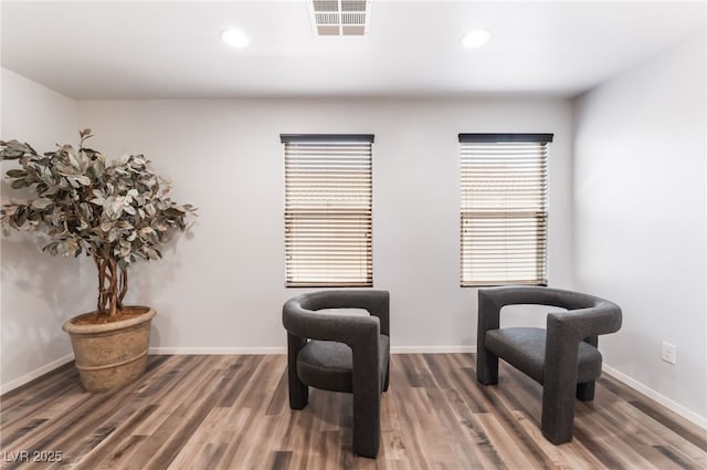 4650 Ranch House Rd Unit 86, North Las Vegas, NV 89031 - living area featuring wood finished floors, recessed lighting, and baseboards
