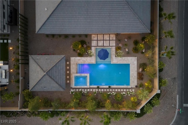 7477 Triple Knot Ct, Las Vegas, NV 89113 - aerial view of a pool area