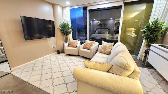 living area featuring recessed lighting