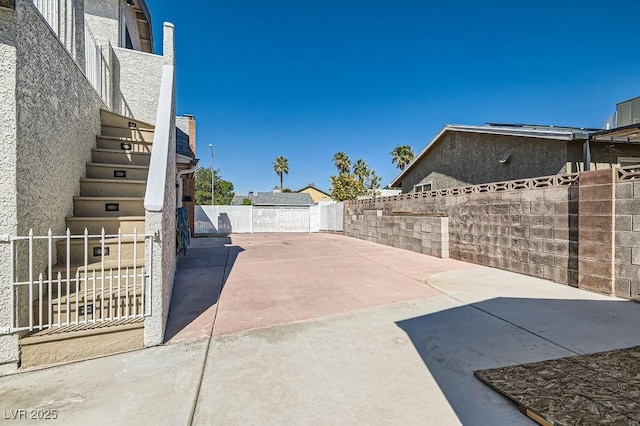 4302 Newhaven Dr, Las Vegas, NV 89147 - view of patio with a fenced backyard