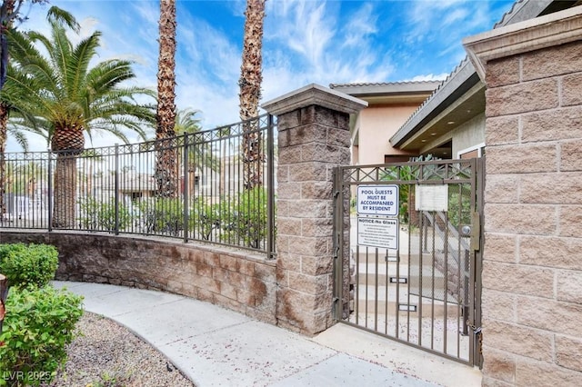 gate featuring fence