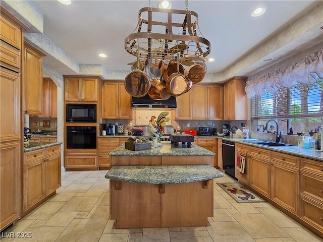5445 Pendini Point Ct, Las Vegas, NV 89141 - kitchen featuring black appliances, a sink, a kitchen island, decorative backsplash, and recessed lighting